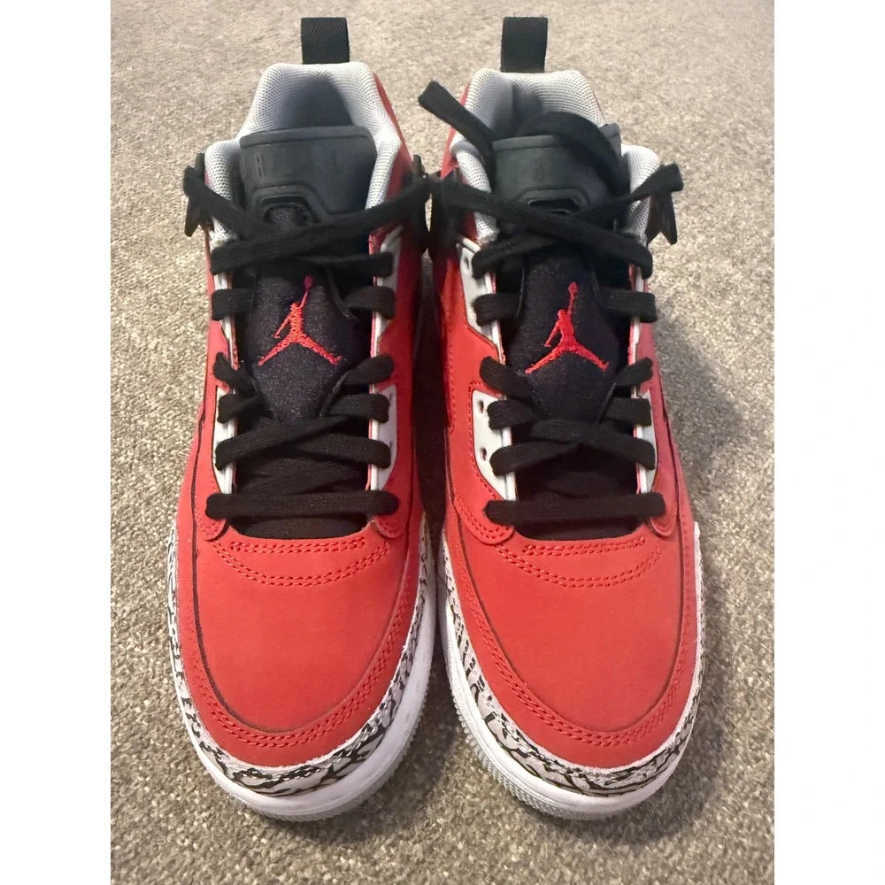 Jordan spizike low